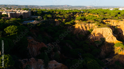 Cuadro en lienzo The Algarve Portugal Falesia beach beautiful sandy praia near Vilamoura and Albu