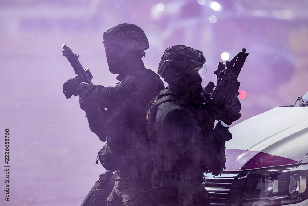 Fototapeta premium Soldiers in action.