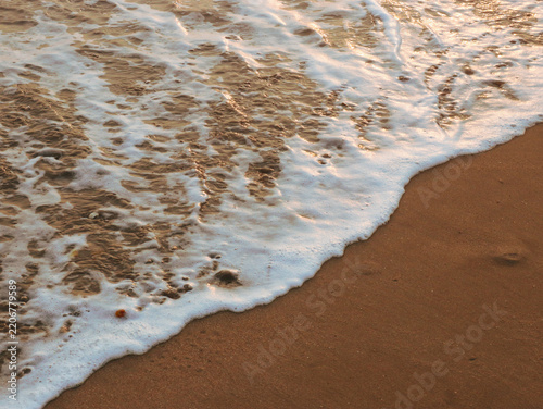 Obraz na plátně Photo of waves at the seashore