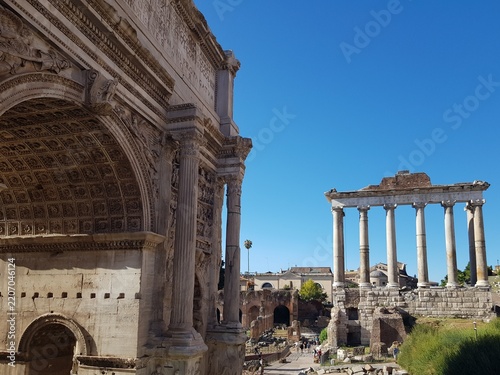 Majestic Roman Forum Arch Columns View