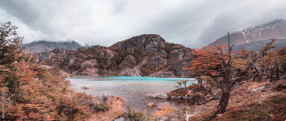 Obraz premium Autumn in mountains