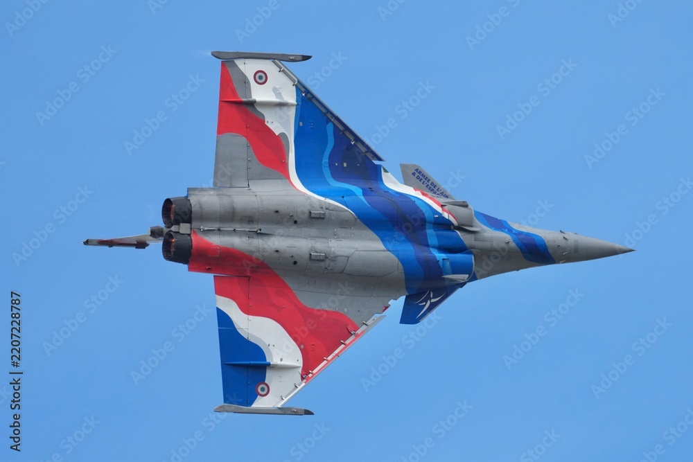 Fototapeta premium Rafale Solo Display 2026 vue dos