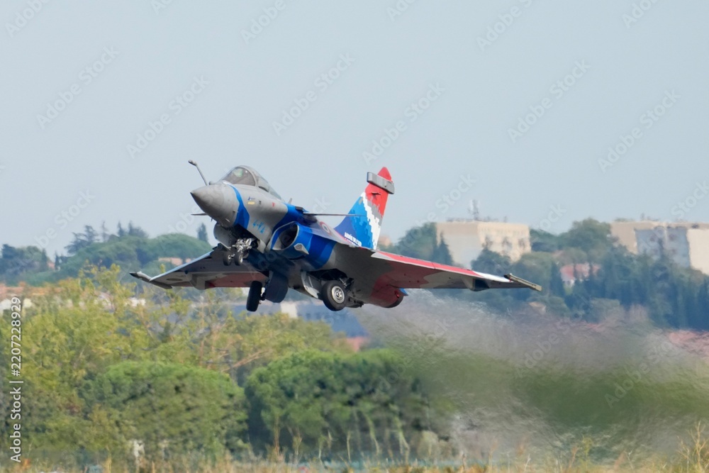 Obraz premium Rafale Solo Display 2026 décollage