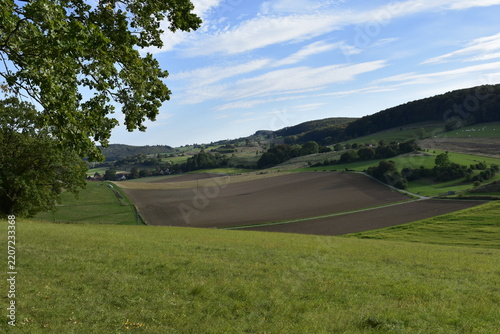 Ausblick und Landschaft zum Berg Ith