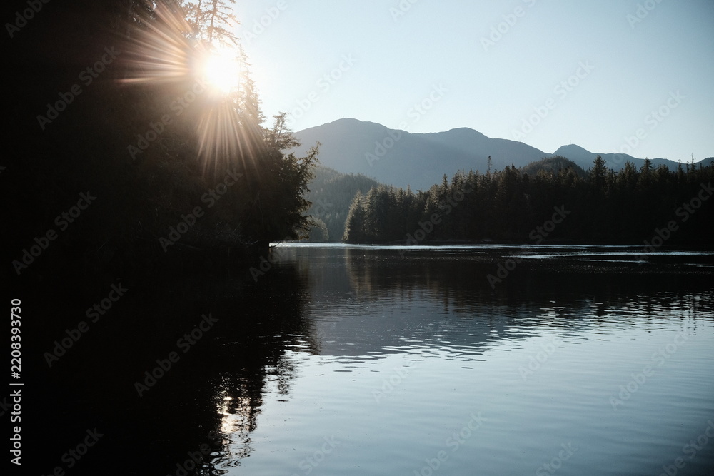 Obraz premium Mountain inlet at dawn