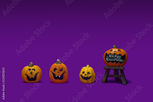 Obraz na płótnie ハロウィン,かぼちゃ,祭り,仮装,ハロウィーン,ハッピーハロウィーン,ハロウィンパーティー,ハロウィン祭り,年中行事,カボチャ,オレンジ, 休日, 秋,10月, 恐ろしい, 笑う, 顔, ホラー,お祝い, パンプキン,お化け,お化けカボチャ,かわいい,イベント,イメージ,オレンジ,インテリア,おばけ,幽霊,デコレーション,伝統行事,笑顔,素材,飾り,パーティー,行事,収穫祭,背景素材 