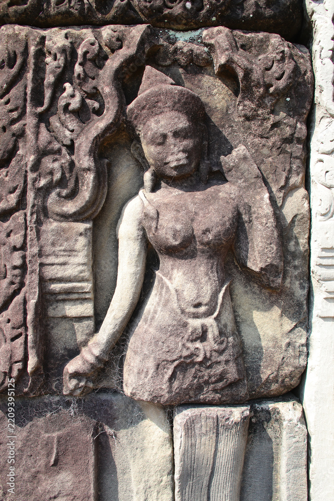 Obraz premium hall (baphuon) in a ruined khmer hindu and buddhist complex (angkor thom) in angkor in siem reap in cambodia 