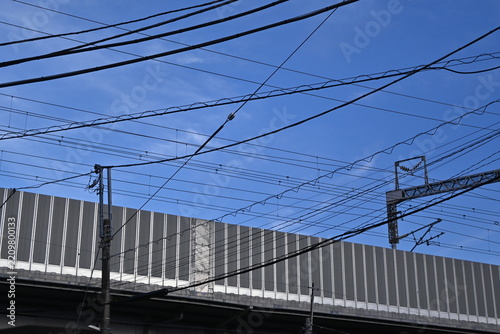 高架と電線