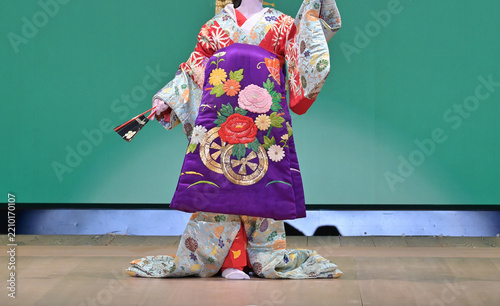 花魁を踊る日本舞踊の踊り手