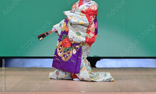 花魁を踊る日本舞踊の踊り手