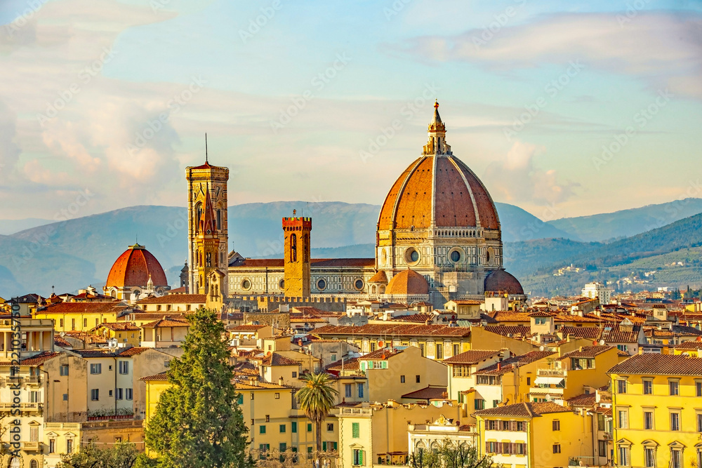 Fototapeta premium Florenz, die Toskanische Hauptstadt hat eine faszinierende Geschichte und Kultur.