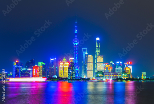 Photography On 16 Sep 2017, Shanghai After a Typhoon: Sunset and Night Views of the Bund and