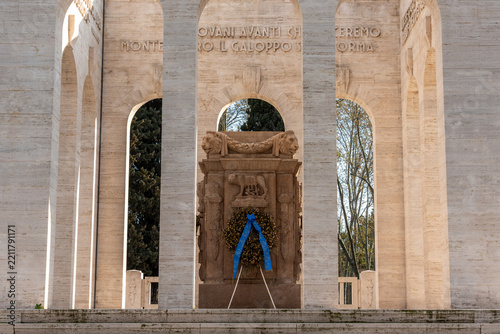 Fotografie Mausoleo Ossario Garibaldino Architecture on the Janiculum Hill, Rome