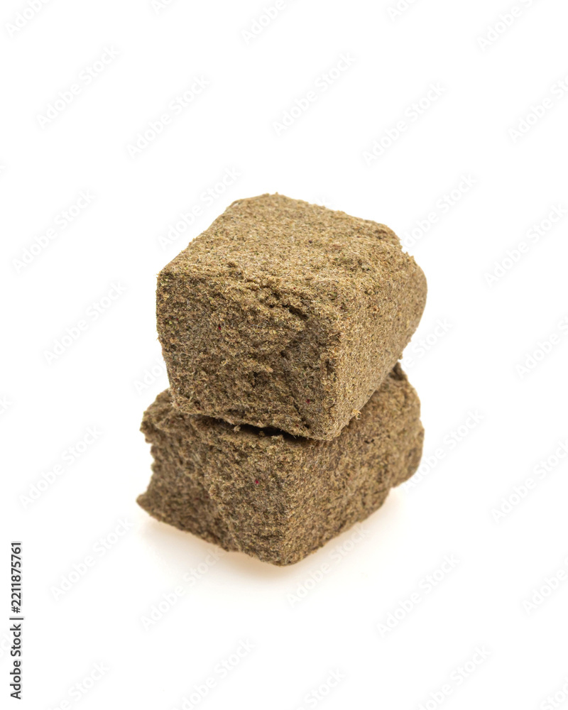 Obraz premium Hashish isolated on white background