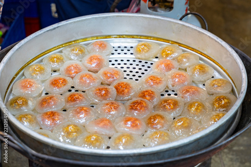 an iconic Taiwanese culinary staple—traditional steamed Ba-wan