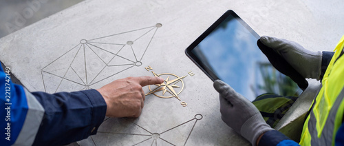 Innovative navigation solution using a tablet device for enhanced spatial orientation and precise mapping