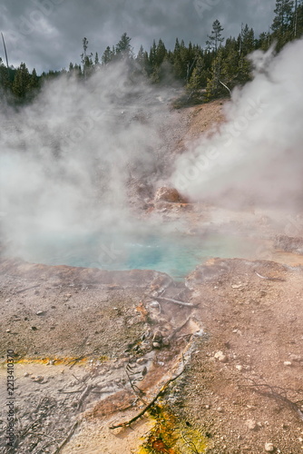 Beryl Spring right off the Grand Loop Road W side in the Gibbon Geyser Basin, large hot spring flowing at 91 ºC in average. Yellowstone NP-WY-USA-027