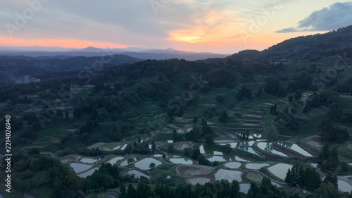 ニシキゴイを育てる棚池の夕景は中越地震の被災地 新潟県長岡市山古志（旧山古志村）