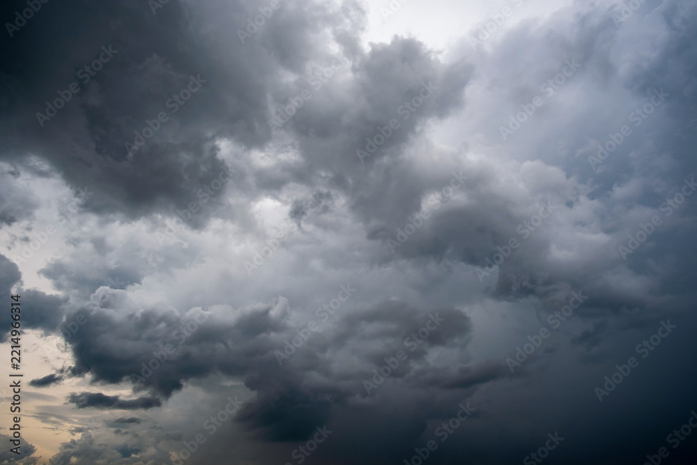 Obraz premium Dark sky with stormy clouds. Dramatic sky rain,Dark clouds before a thunder-storm,clouds before rain