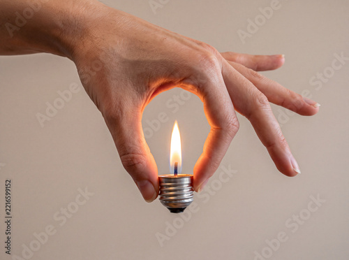 Glühbirne Abstrakt leuchtend - Alternative Energie