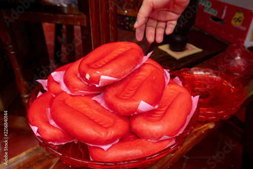 sacrificial offerings, Taiwanese temple, three sacrifices, Ang Ku Kueh, incense burner