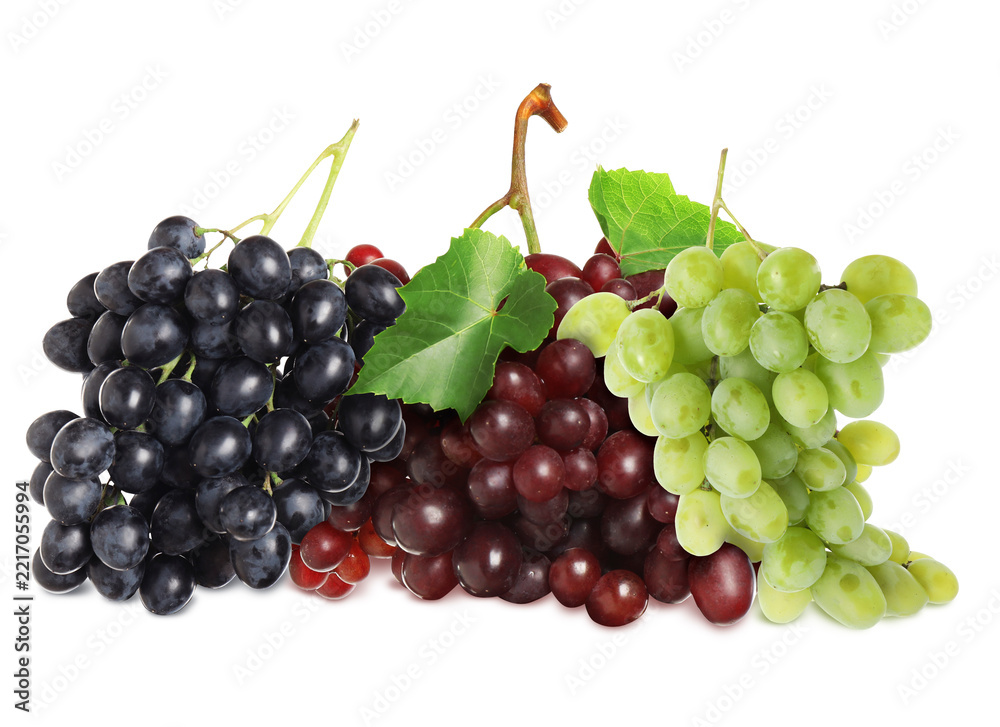 Fototapeta premium Grape clusters of different varieties isolated on white