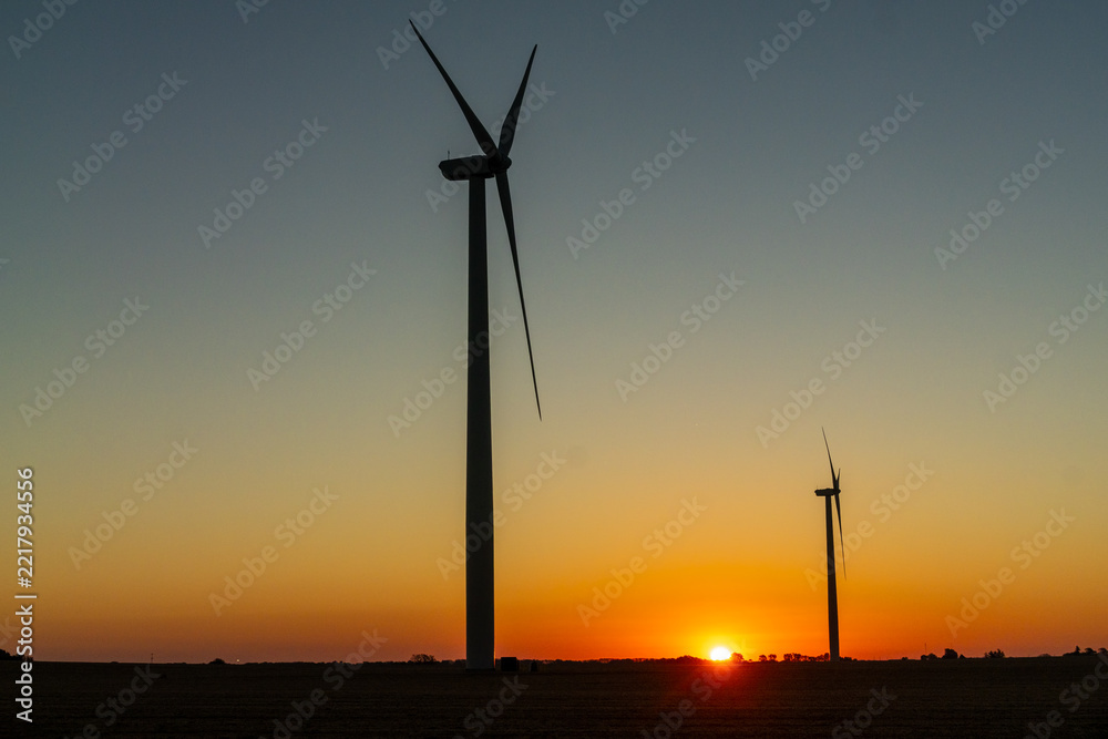 Obraz premium Wind Turbines Creating Sustainable Energy 