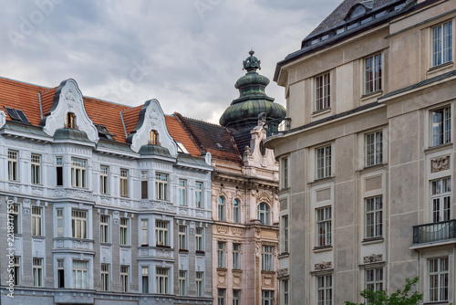 Obraz na plátně Historic building facades with Secessionist and Neo-Baroque decorative elements,