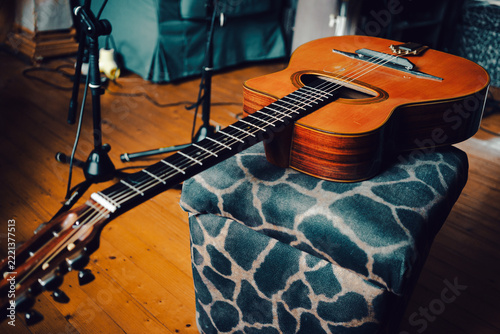 Gypsy jazz acoustic guitar in the living room with two microphones