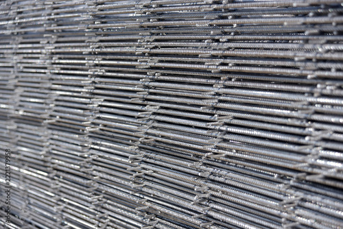 Woven welded iron reinforcing mesh for reinforced concrete