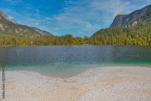 Lago di Tovel e la spiaggia bianca