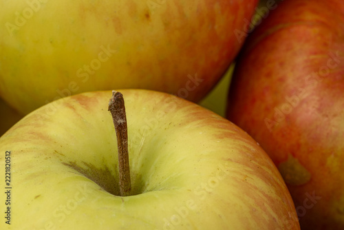 yellow apples in a row