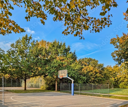 Der Jugendplatz Oheriedentrift im hannoverschen Stadtteil Bemerode (Wohnquartier Kronsberg) ist ein moderner, rund 1.000 Quadratmeter großer Treffpunkt für Jugendliche und junge Erwachsene