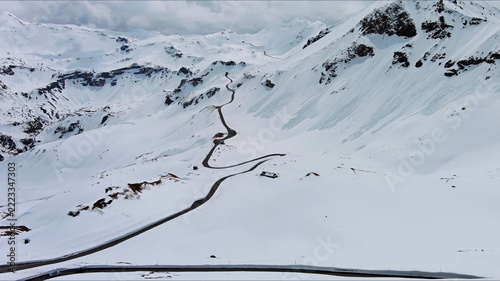 Obraz na plátně High mountain road in Austrian Alps