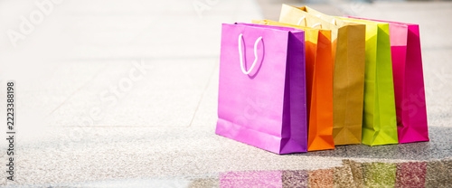 Obraz na plátně Banner colourful Shopping goodie bag gift paper lifestyles