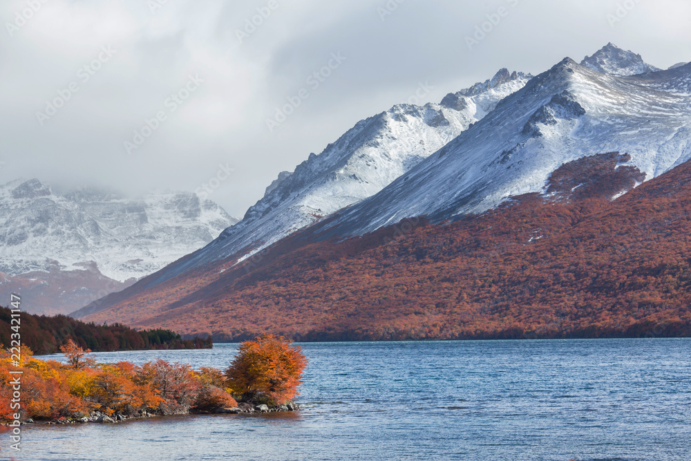Fototapeta premium Autumn in mountains