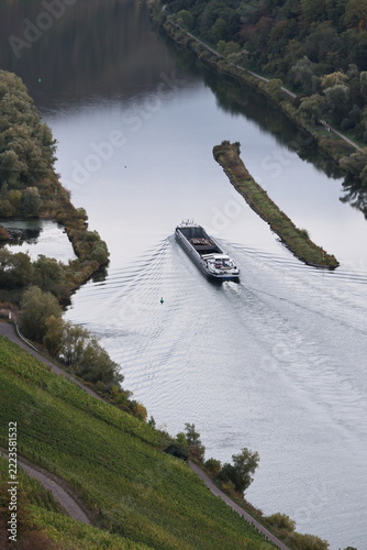 Schifffahrt auf der Mosel