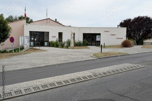 Mairie de la commune de Trois-Palis, Charente, Nouvelle Aquitaine, France.