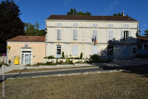 Mairie de Mouthiers-sur-Boëme, Charente, Nouvelle Aquitaine, France.