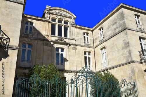 Façade classique à Rochefort. France	