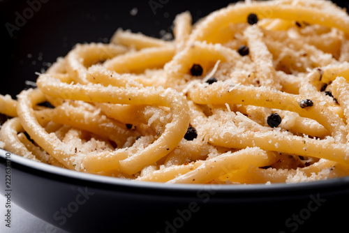 Pasta cacio e pepe, Cucina Italiana 