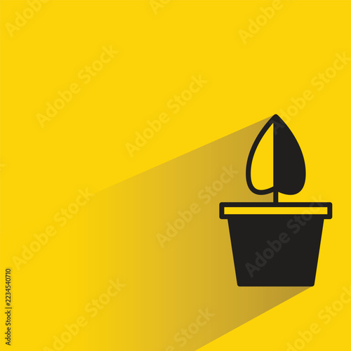 tree houseplant pot icon with shadow yellow background